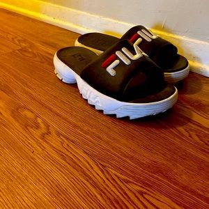 Fila platform slide- women 11